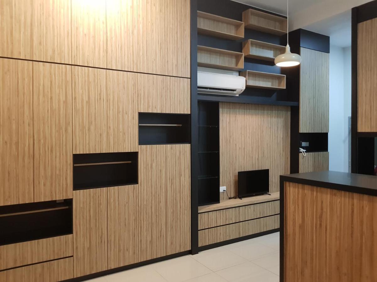 06- Austin Regency Taman Mount Austin Studio 4-5Pax Johor Bahru Kültér fotó
